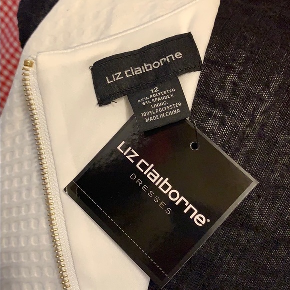 Textured dress - Picture 7 of 7